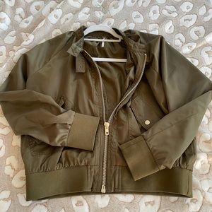Free People Bomber